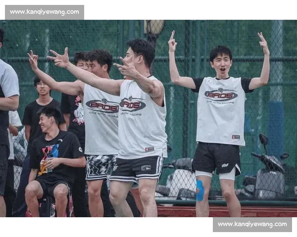 李宁篮球比赛精彩回顾：展现运动精神与激情的篮球盛宴
